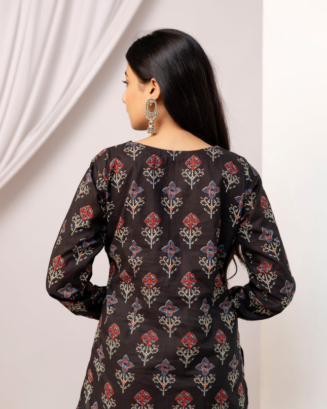 Diya V-Neck Kurti