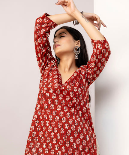 Aarohi V-Neck Kurti