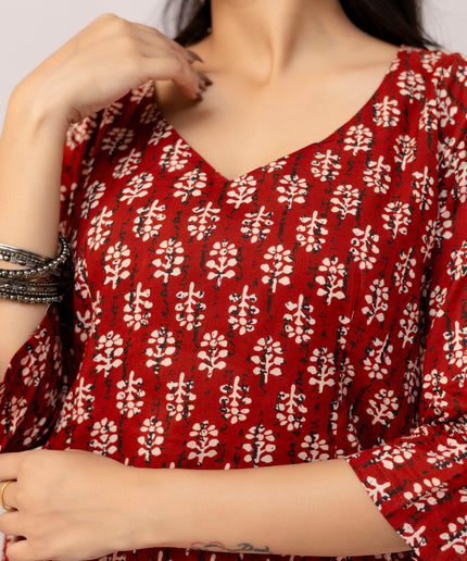 Aarohi V-Neck Kurti