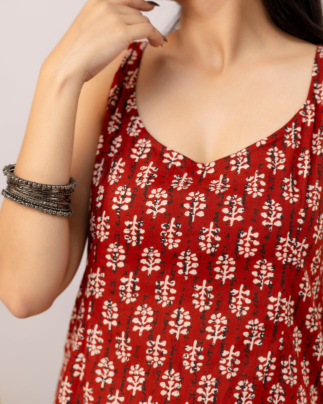 Nysa Kurta with Deep Back