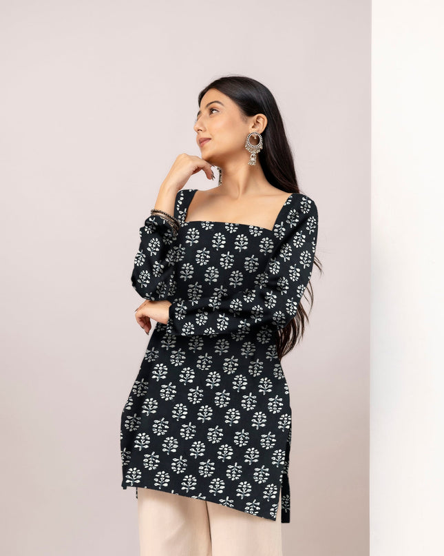 Siya Square Neck Kurti